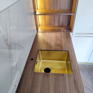 FunderMax 0260 Arezzo Walnut